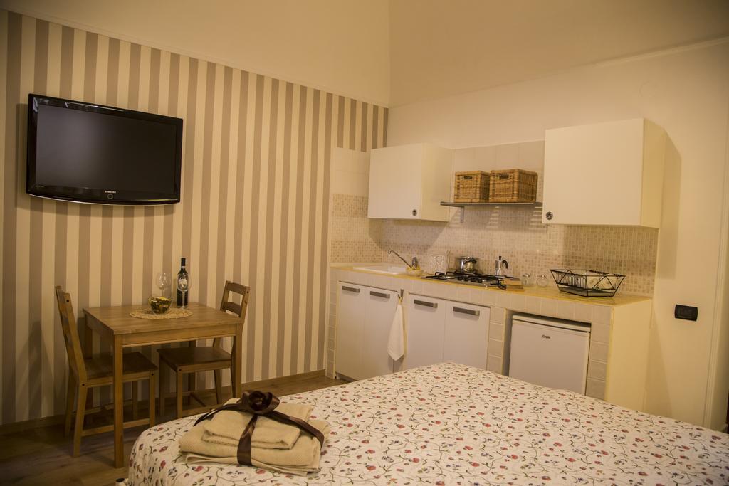 Piazza Roma Rooms Benevento Szoba fotó